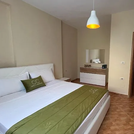 Cc アパート Vlorë